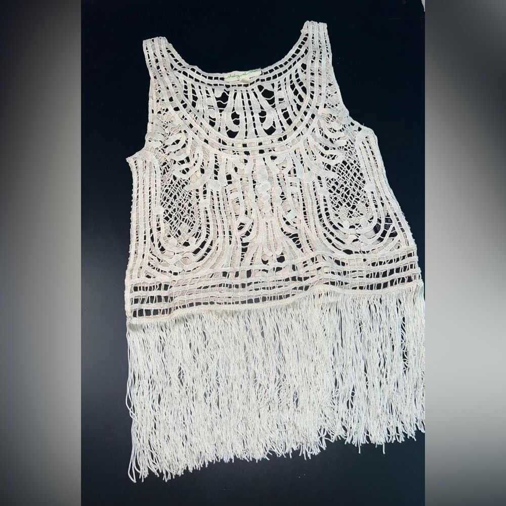 Anthropologie Staring at Stars Cream crochet Fringe tank Size Small EUC BOHO